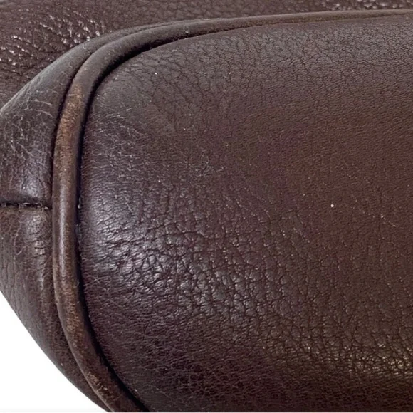 FOSSIL *COLLECTORS* BAG BROWN LEATHER 7x7. On trend and Darling! - Picture 4 of 7